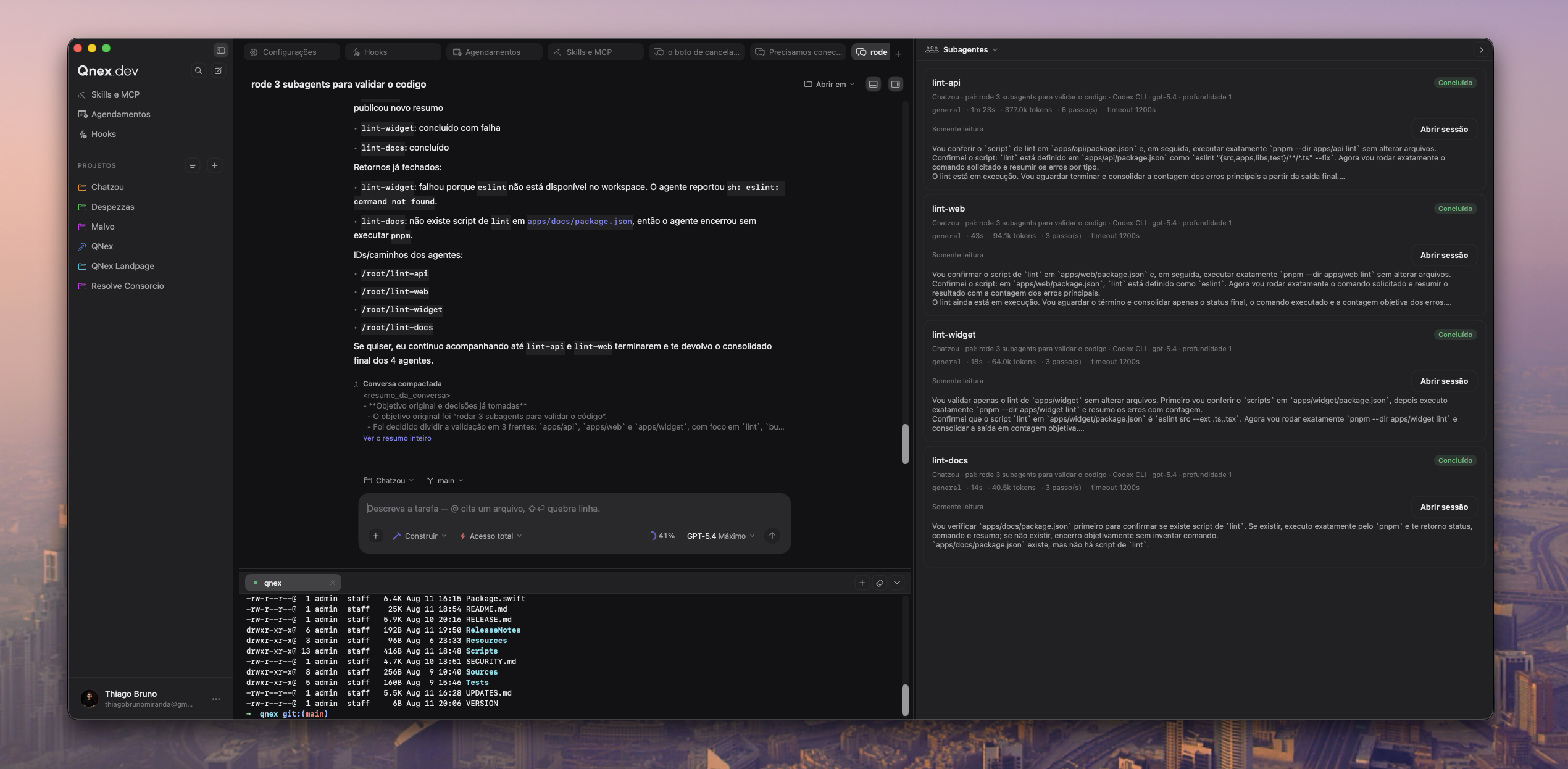 Qnex orquestrando quatro subagentes em paralelo, com o andamento de cada tarefa